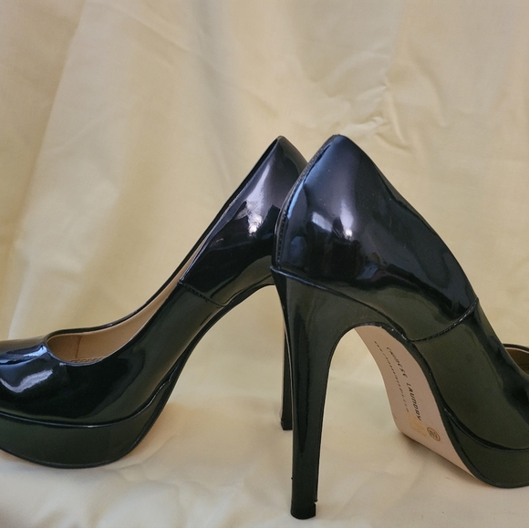 WOW Platform Pumps - Picture 4 of 5